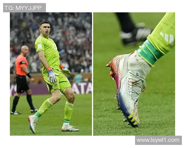 球星足球鞋的使用寿命揭秘:一般需要多久更换一次才能保持最佳表现 球星足球鞋的使用寿命揭秘:一般需要多久更换一次才能保持最佳表现