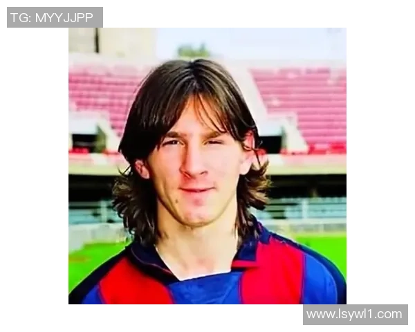 足球球星手背纹身背后的故事与个性展现探索球场内外的独特魅力